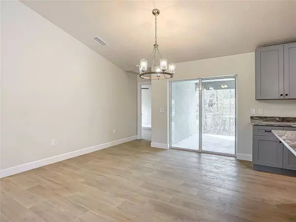 380 EL CAMINO DR, Deltona, FL 32738