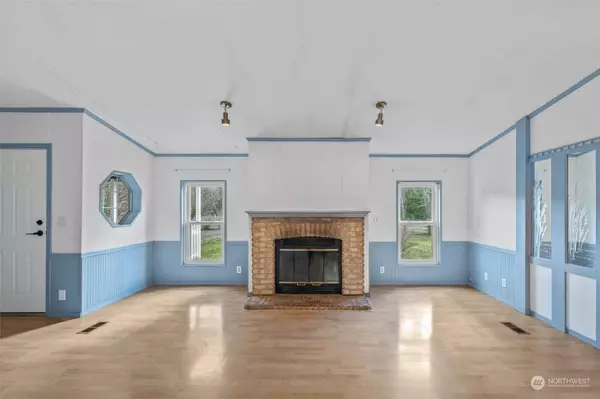 14965 Joy LN SW, Port Orchard, WA 98367