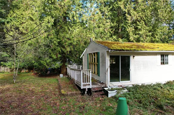 831 Carmen Cres, Gabriola Island, BC V0R 1X2