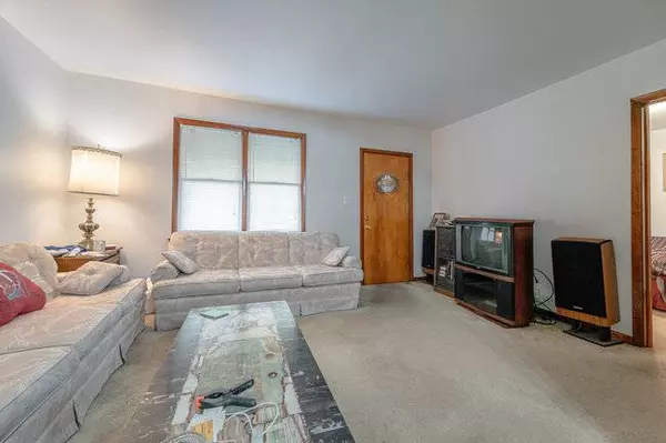 8538 S 77th AVE, Bridgeview, IL 60455