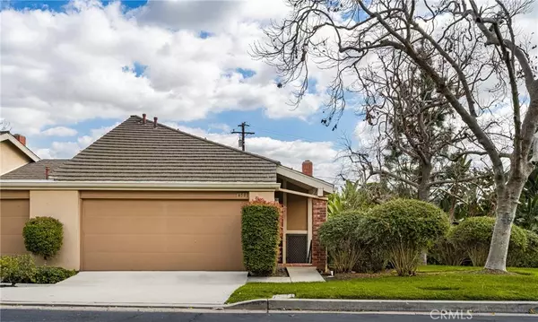 650 W Glenwood DR, Fullerton, CA 92832