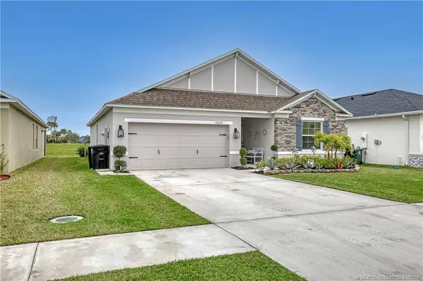 10609 SW Vasari WAY, Port Saint Lucie, FL 34987
