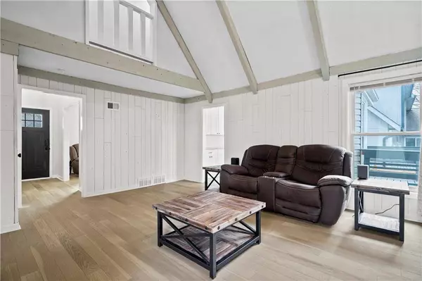 12800 W 69th ST, Shawnee, KS 66216