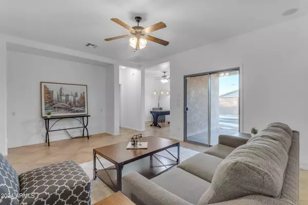 2750 W MILA Way, Queen Creek, AZ 85144