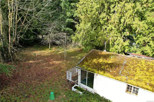 831 Carmen Cres, Gabriola Island, BC V0R 1X2