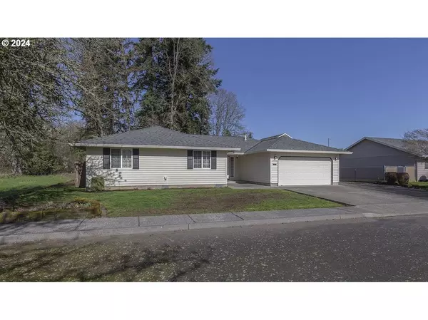 35455 DOUGLAS DR, St Helens, OR 97051