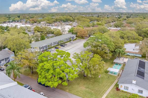 200 GLENNES LN #214, Dunedin, FL 34698