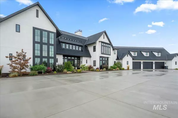 12597 Deer Ridge Trl, Nampa, ID 83686-7807