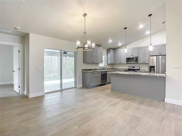 380 EL CAMINO DR, Deltona, FL 32738