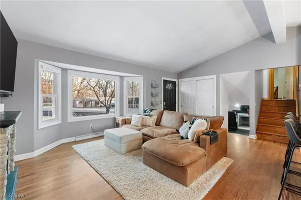 9422 Shady Oaks ST NW, Clinton, OH 44216