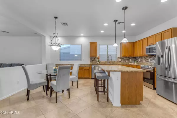 2750 W MILA Way, Queen Creek, AZ 85144