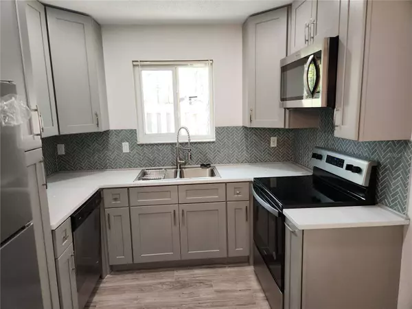 49 CYPRESS POND RD, Port Orange, FL 32128