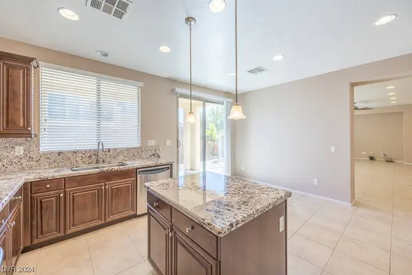 9205 Thunder Falls Court, Las Vegas, NV 89149