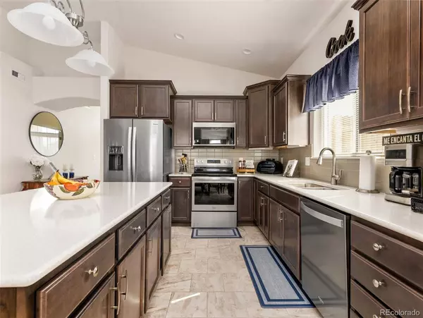 927 Plumcrest DR, Pueblo, CO 81005