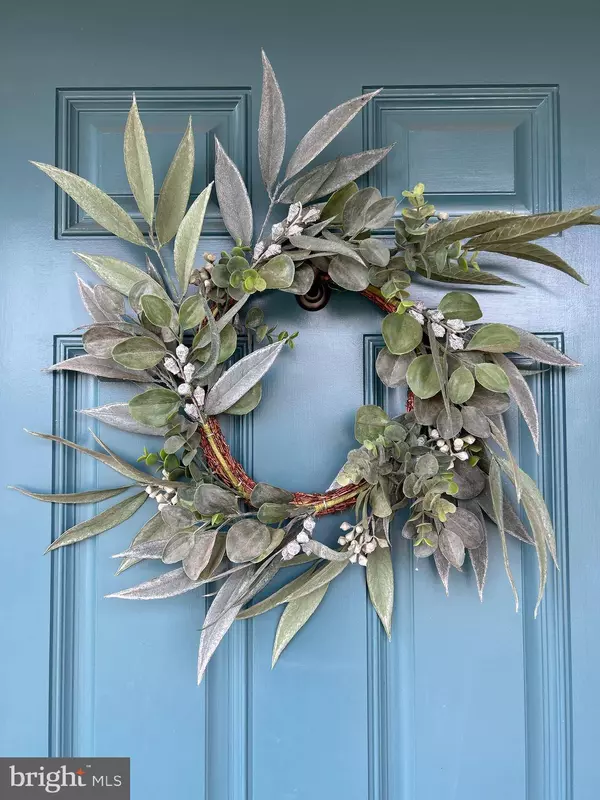 38 WILDFLOWER CIR, Lebanon, PA 17046