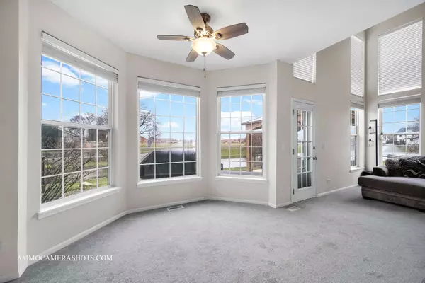 2200 Rossiter Pkwy, Plainfield, IL 60586