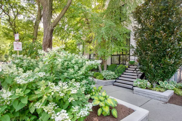 2636 N Seminary AVE, Chicago, IL 60614