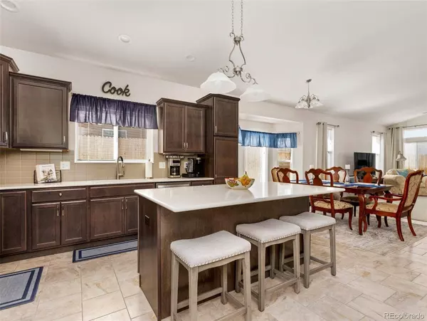 927 Plumcrest DR, Pueblo, CO 81005