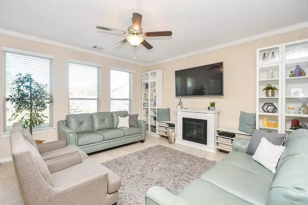 16035 Audie Lee CT, Crosby, TX 77532