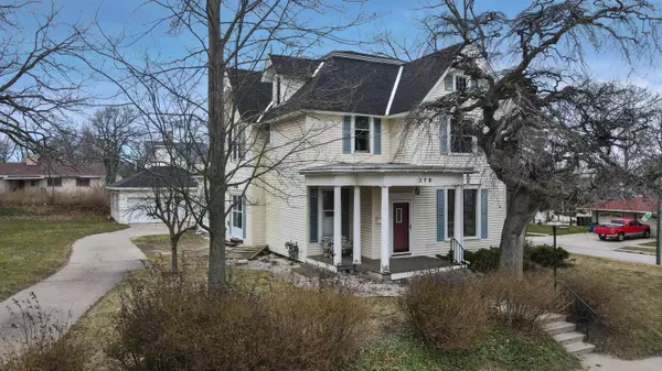 376 Fifth Street, Manistee, MI 49660