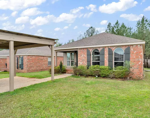 130 Hawthorne Dr, Hattiesburg, MS 39402