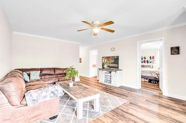 130 Hawthorne Dr, Hattiesburg, MS 39402