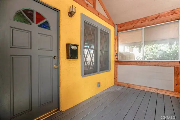 3704 3rd AVE, La Crescenta, CA 91214