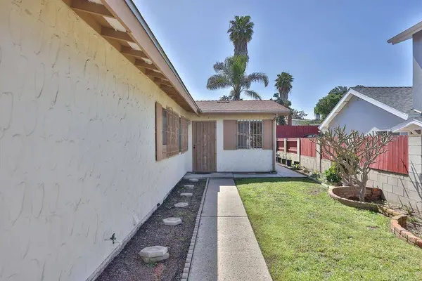 3717 Arruza ST, San Diego, CA 92154