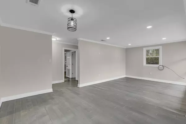 2108 Adeline St, Hattiesburg, MS 39401