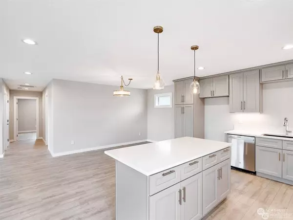 31900 I ST, Ocean Park, WA 98640