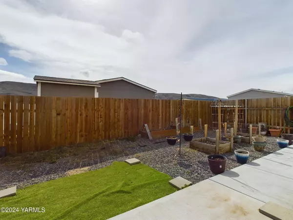 2802 5th Ave # 30S, Union Gap, WA 98903