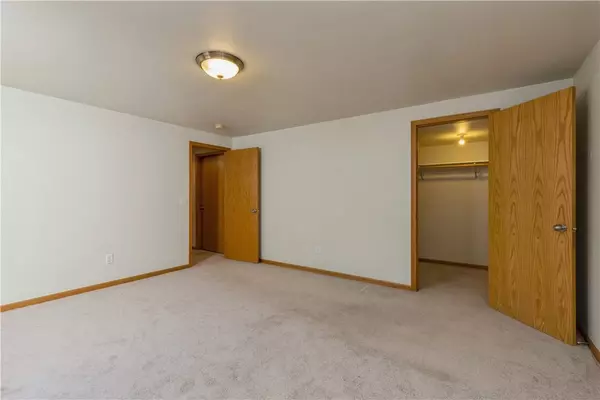 1321 Adams Street SE, Bondurant, IA 50035