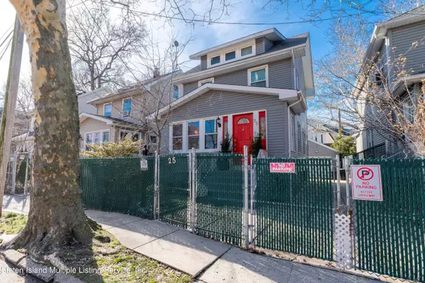 25 Bowen Street, Staten Island, NY 10304