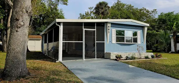 663 Candle CT NE, Palm Bay, FL 32907