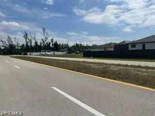 4239 Kismet Pkwy, Cape Coral, FL 33993