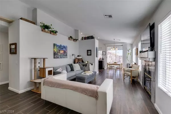 9636 Bending River Avenue, Las Vegas, NV 89129