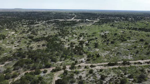 1765 COUNTY ROAD 429B, Uvalde, TX 78801