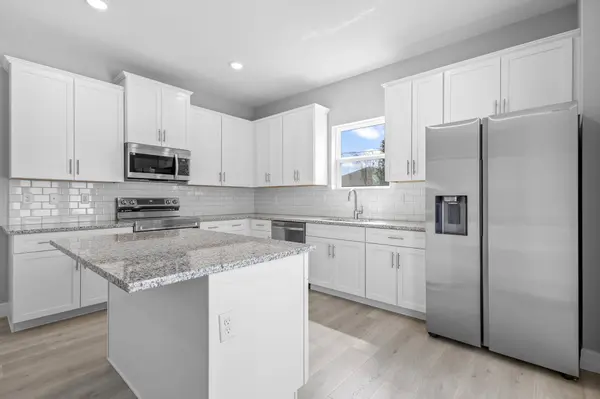 380 Crestview ST NE, Palm Bay, FL 32907