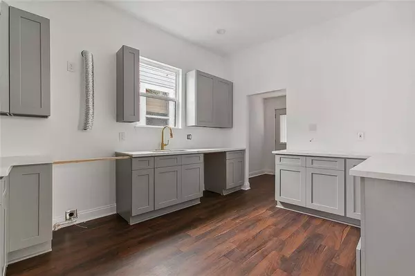 2222 DELACHAISE ST, New Orleans, LA 70115