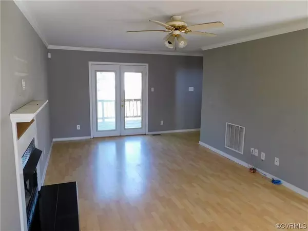 8052 Kentucky Derby DR, Midlothian, VA 23112