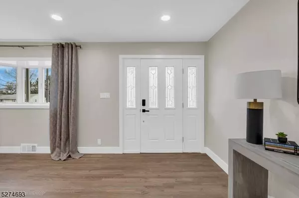 628 Blue Hill Rd, River Vale Twp., NJ 07675