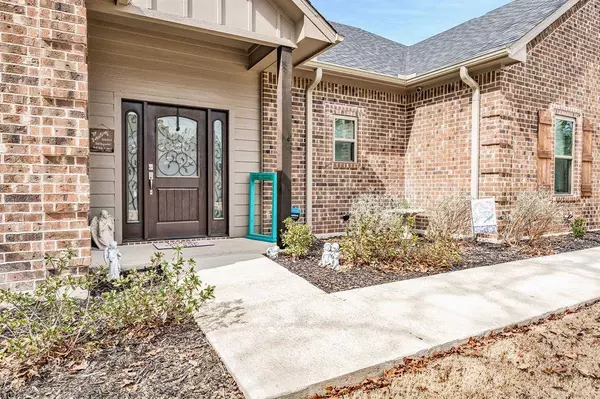 137 Private Road 6305, Mineola, TX 75773