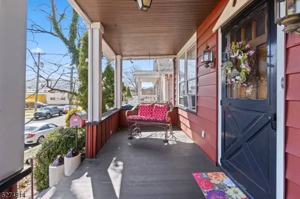 48 Inwood St, Clifton City, NJ 07011