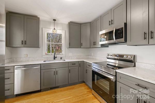 769 Brown RD, Pisgah Forest, NC 28768