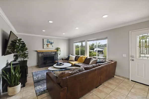 10045 Connell Rd, San Diego, CA 92131
