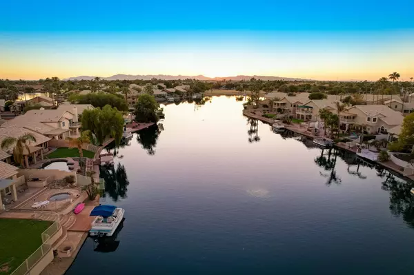 1134 W Grand Caymen Dr, Gilbert, AZ 85233