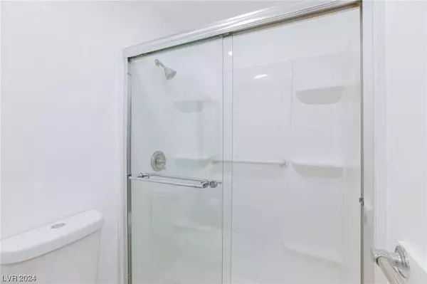 5904 Gordon Avenue, Las Vegas, NV 89108