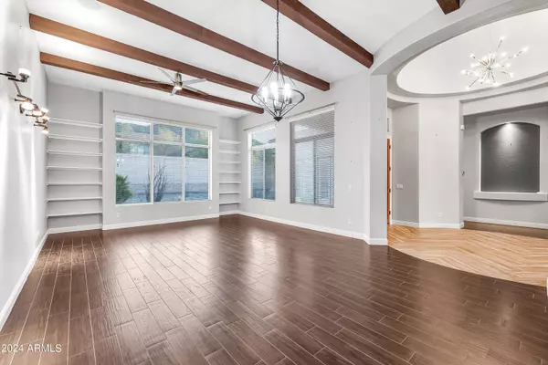 10210 S 18TH Avenue, Phoenix, AZ 85041