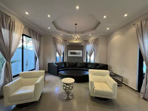 Magnolias - Costa del Este,