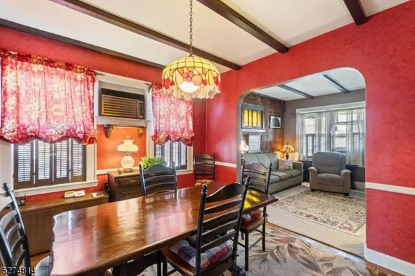 48 Inwood St, Clifton City, NJ 07011